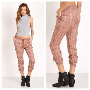 Amuse Society Snake Pants XS Acacia look